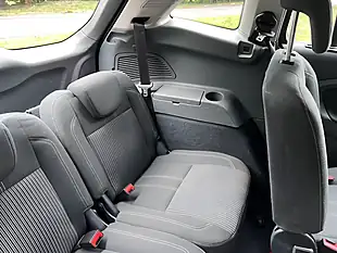 Used 2011 Ford Grand C-Max Titanium Silver - Interior and Exterior details 16
