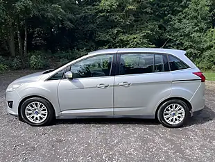 Used 2011 Ford Grand C-Max Titanium Silver - Interior and Exterior details 3