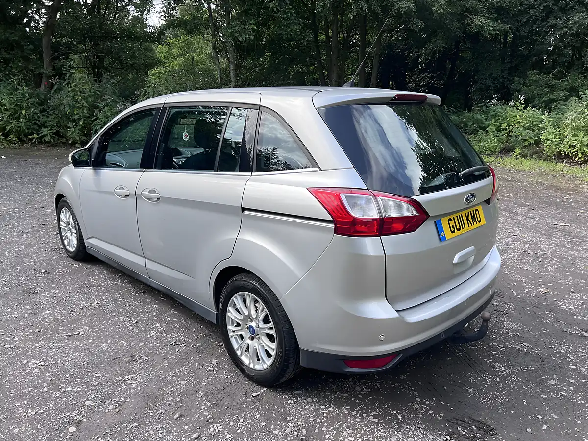 Used 2011 Ford Grand C-Max Titanium Silver - Interior and Exterior details 4