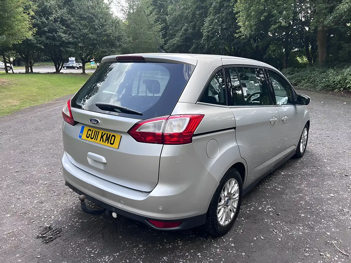 Used 2011 Ford Grand C-Max Titanium Silver - Interior and Exterior details 6
