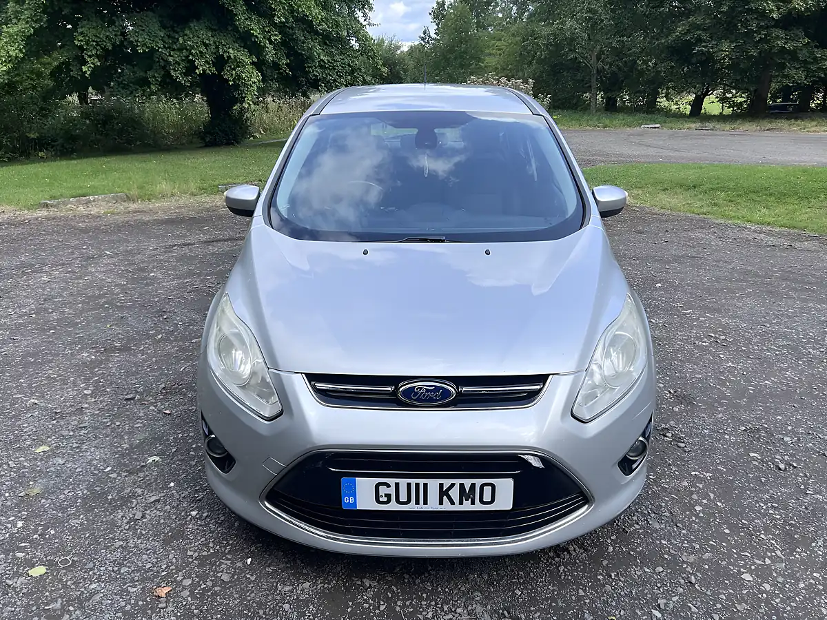 Used 2011 Ford Grand C-Max Titanium Silver - Interior and Exterior details 9