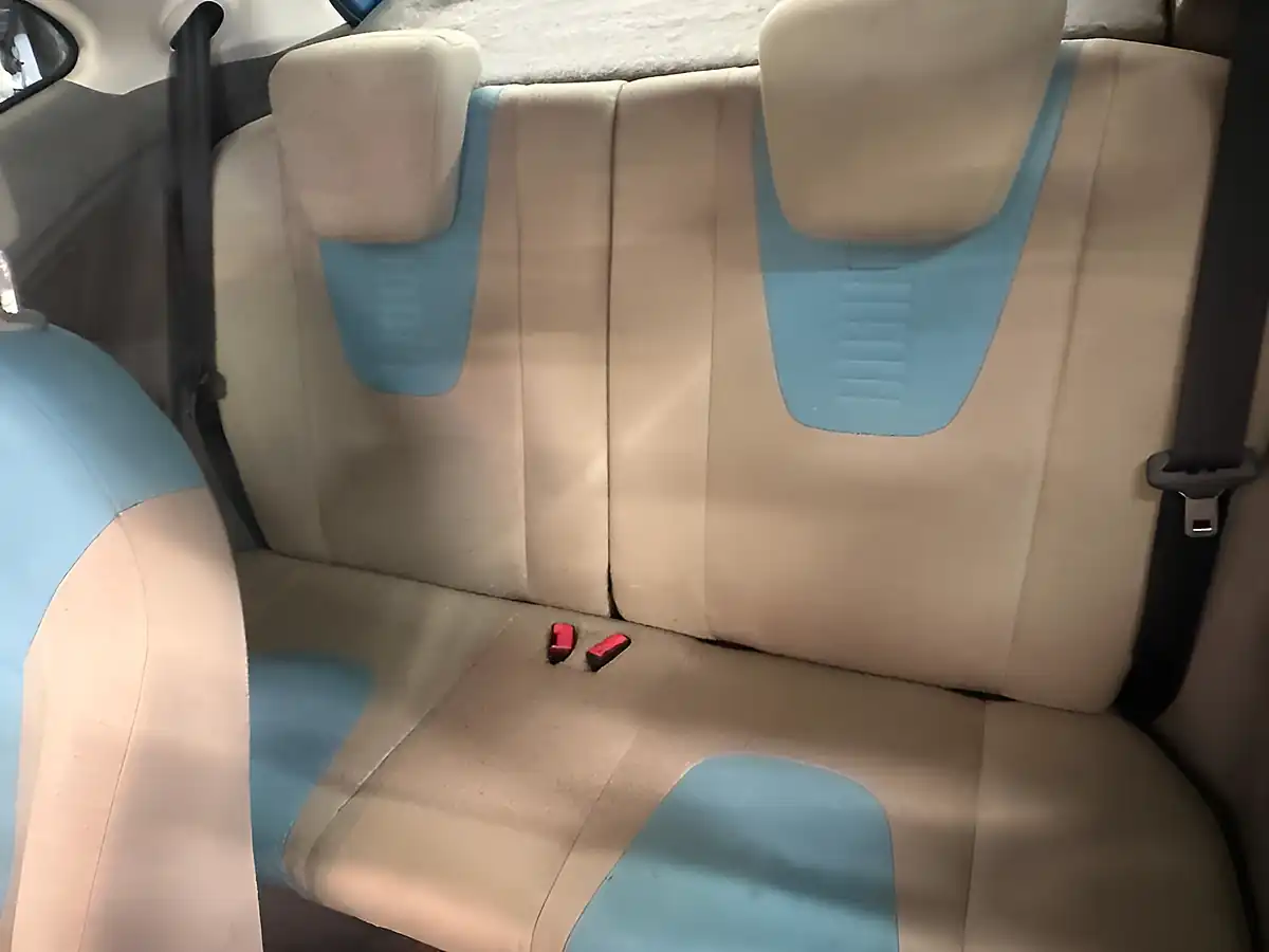 Used 2011 Ford Ka Zetec Blue - Interior and Exterior details 7