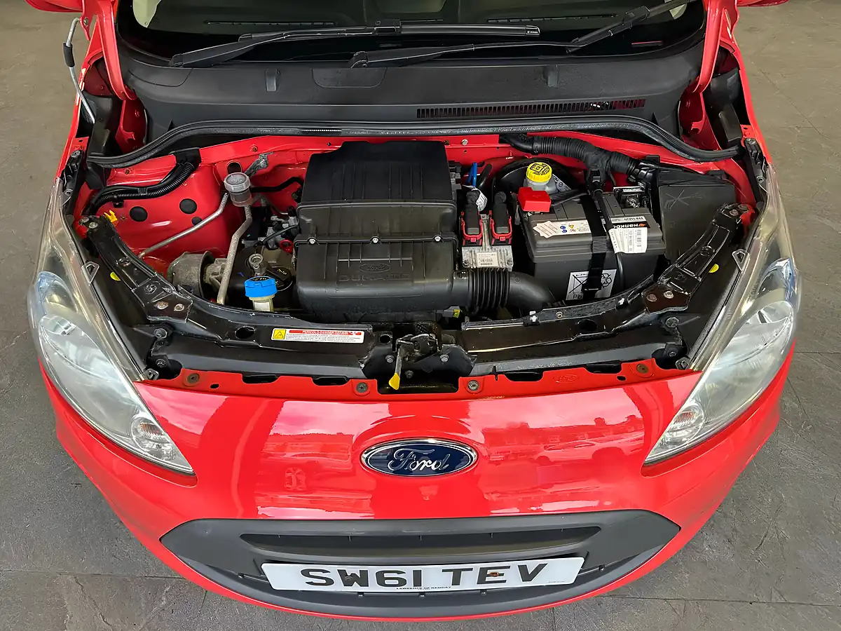 Used 2011 Ford Ka Zetec Red - Interior and Exterior details 17