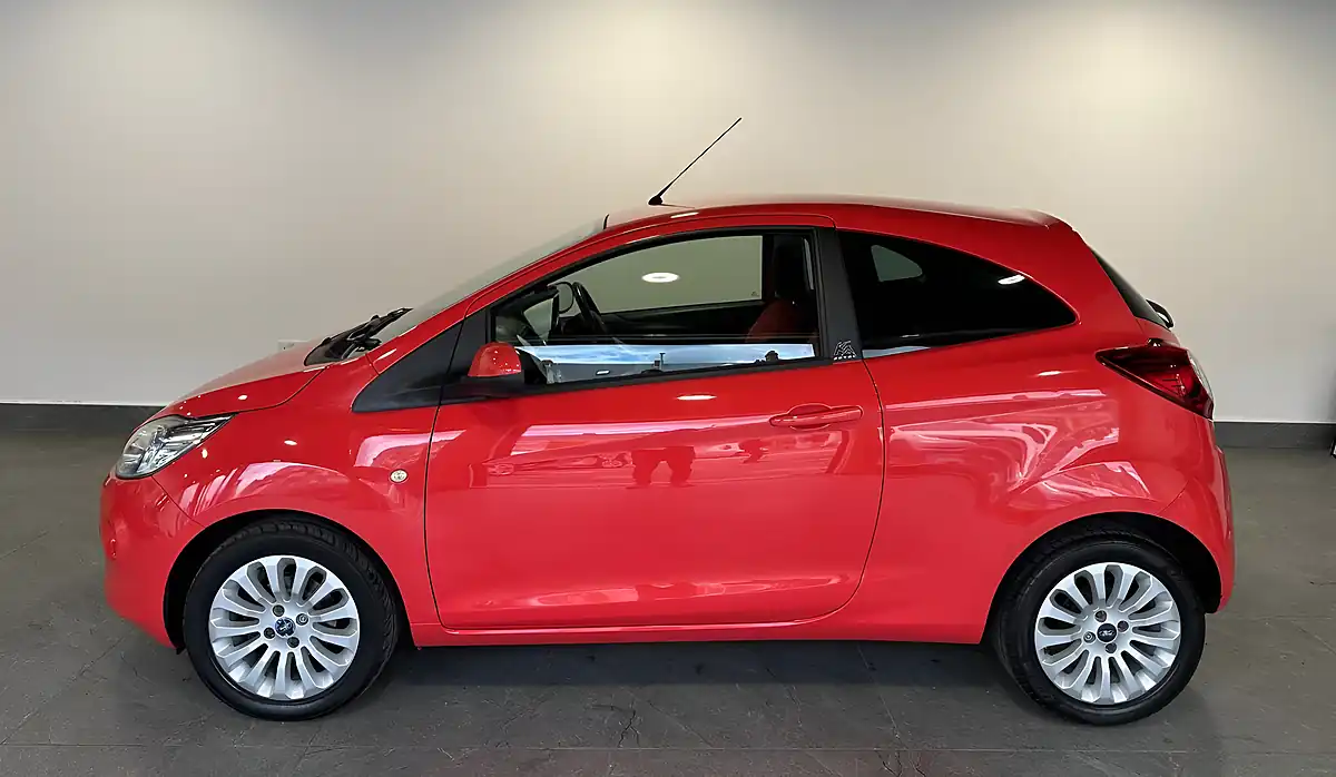 Used 2011 Ford Ka Zetec Red - Interior and Exterior details 6