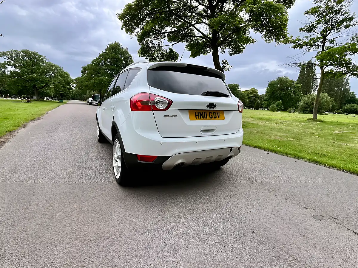 Used 2011 Ford Kuga Titanium Frozen White Metallic - Interior and Exterior details 18