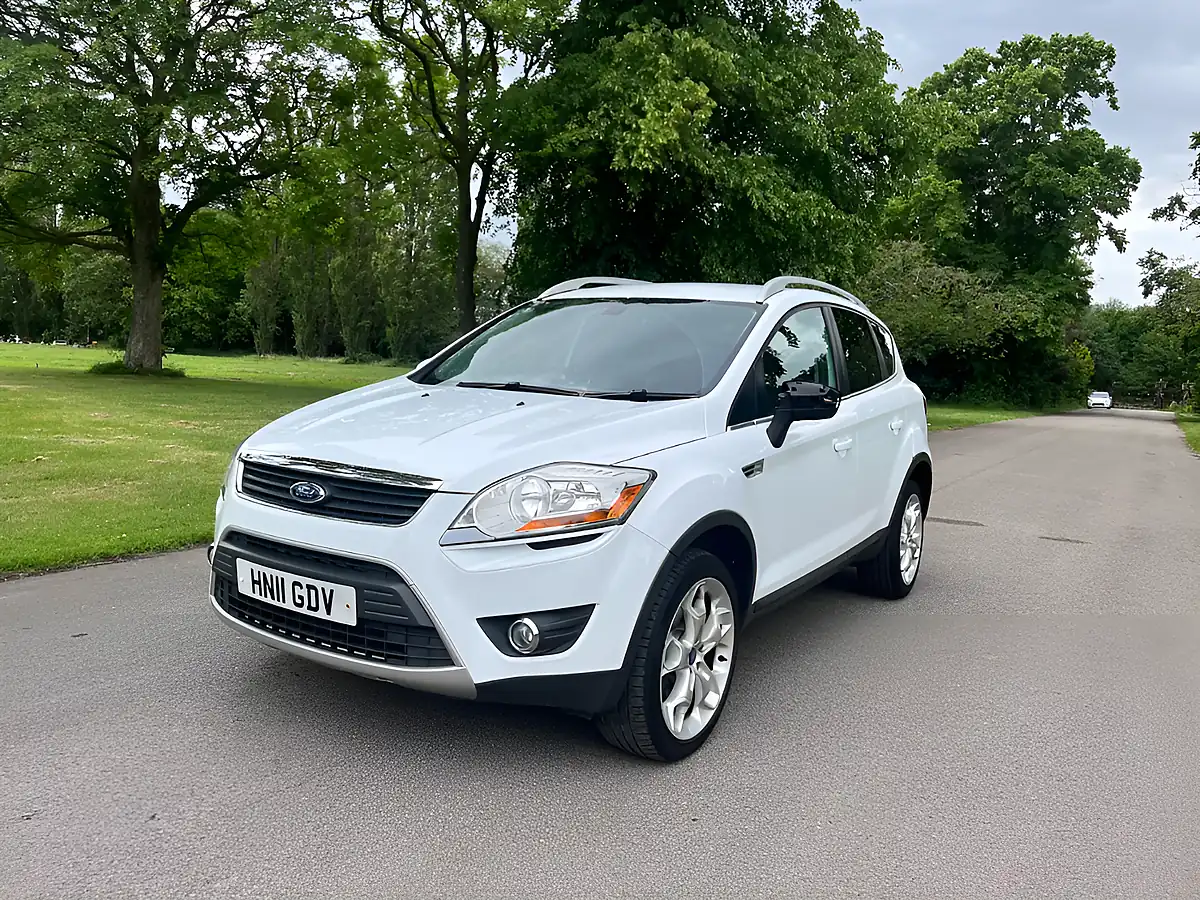Used 2011 Ford Kuga Titanium Frozen White Metallic - Interior and Exterior details 2
