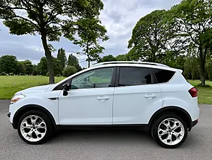Used 2011 Ford Kuga Titanium Frozen White Metallic - Interior and Exterior details 4