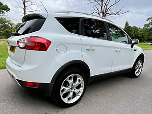 Used 2011 Ford Kuga Titanium Frozen White Metallic - Interior and Exterior details 8