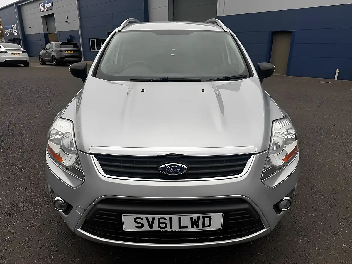 Used 2011 Ford Kuga Zetec Silver - Interior and Exterior details 3