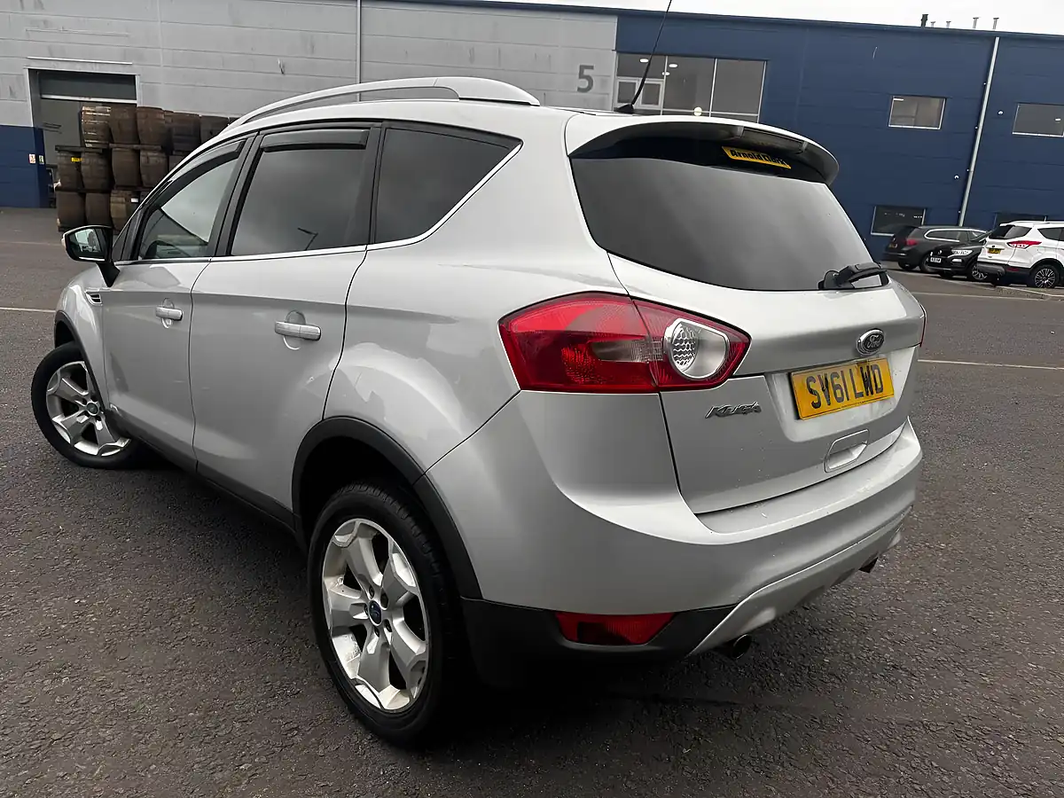 Used 2011 Ford Kuga Zetec Silver - Interior and Exterior details 5