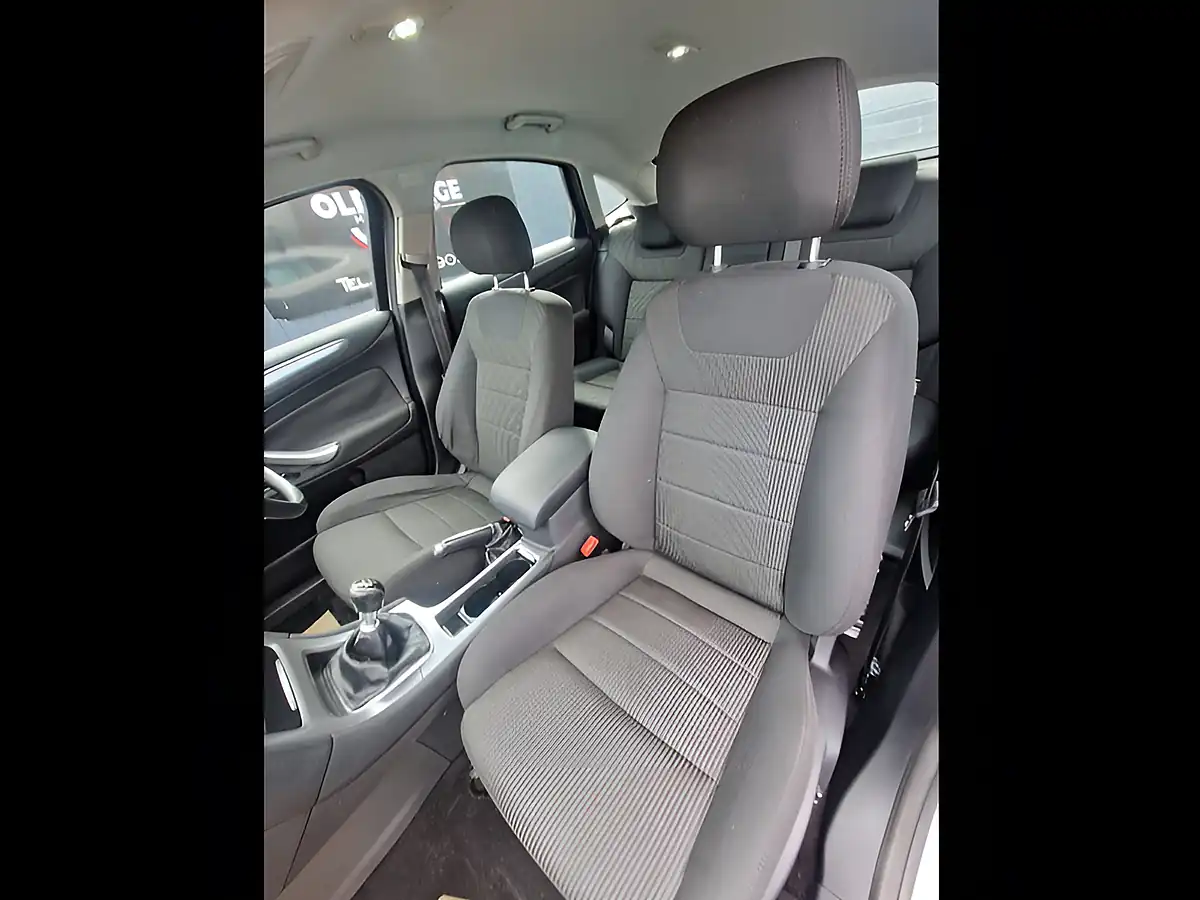 Used 2011 Ford Mondeo Titanium Silver - Interior and Exterior details 17