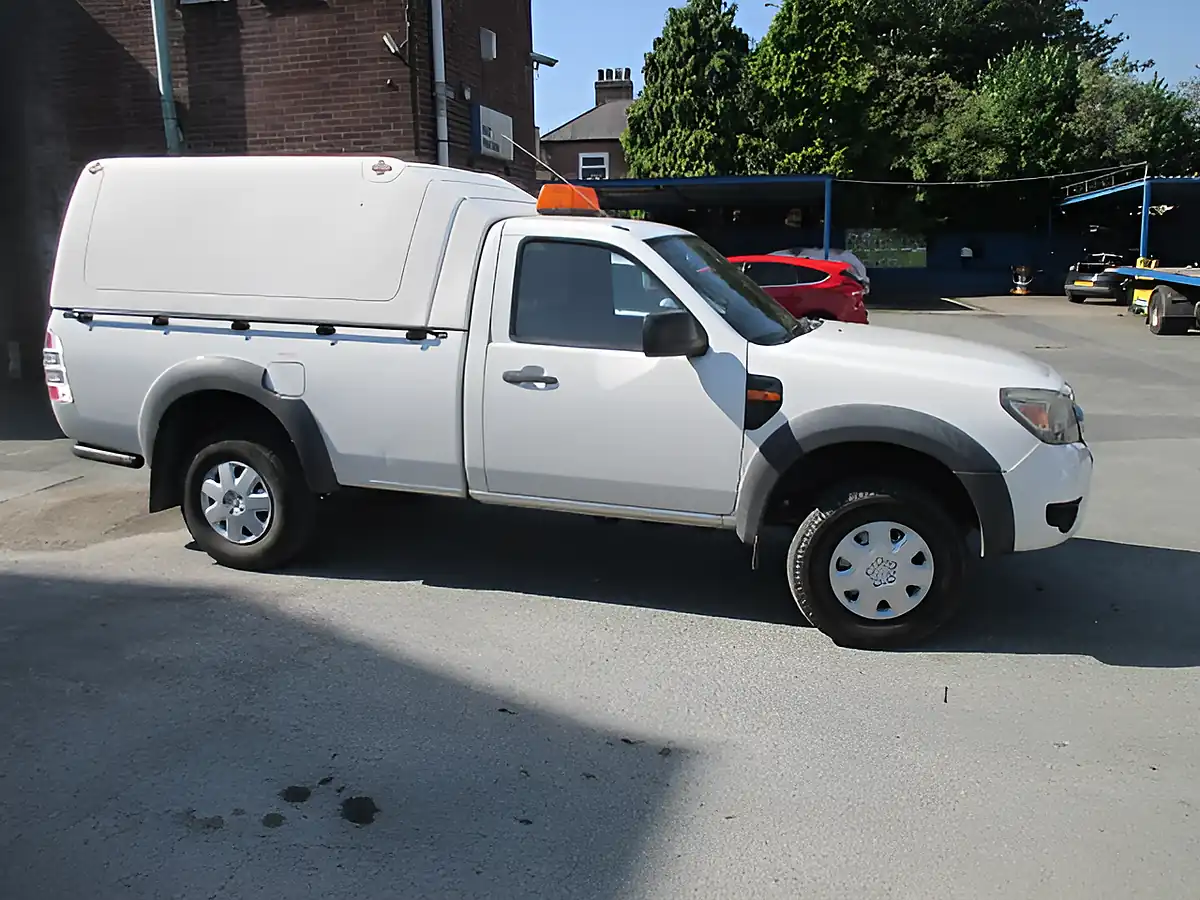 Used 2011 Ford Ranger Xl 4X4 White - Interior and Exterior details 3