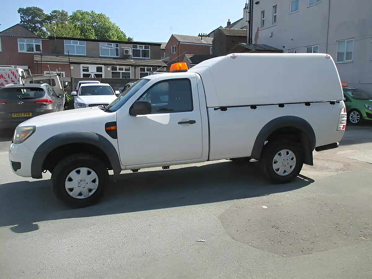 Used 2011 Ford Ranger Xl 4X4 White - Interior and Exterior details 4