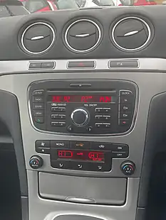 Used 2011 Ford S-Max Zetec Blue - Interior and Exterior details 14