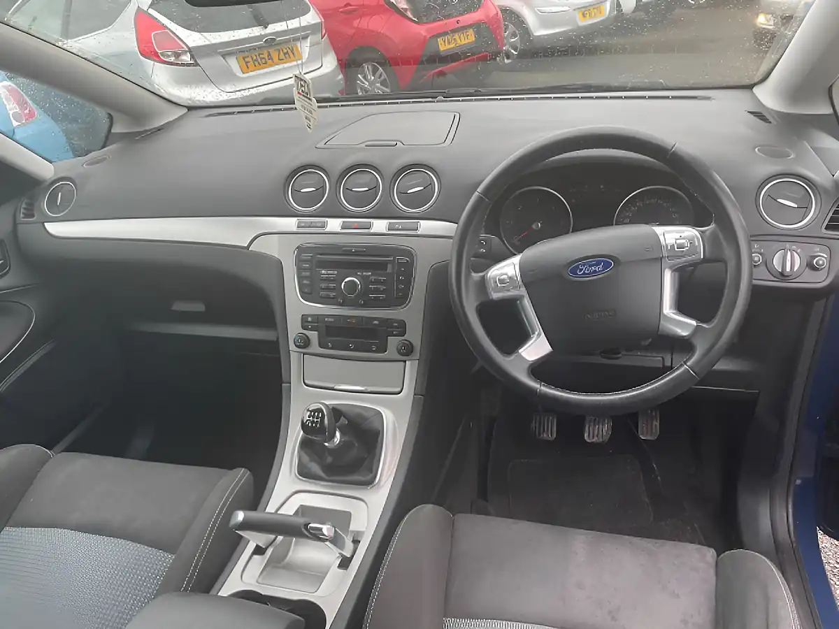 Used 2011 Ford S-Max Zetec Blue - Interior and Exterior details 9