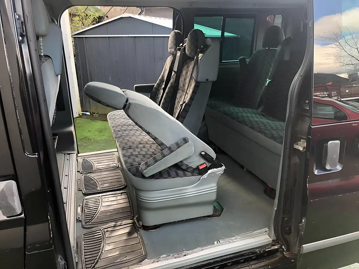 Used 2011 Ford Transit 280 Trend Tourneo Lr 9 Str Black - Interior and Exterior details 18