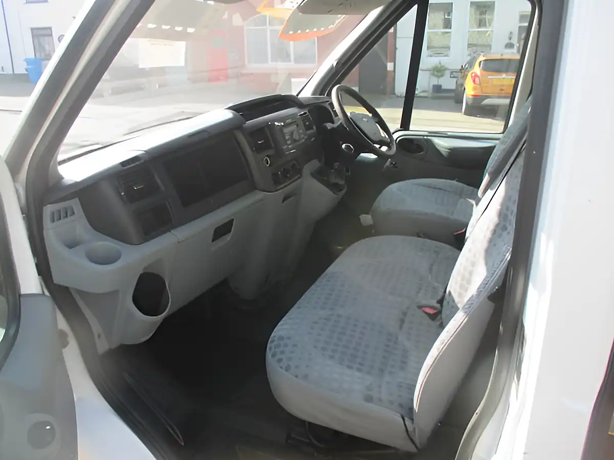 Used 2011 Ford Transit 85 White - Interior and Exterior details 8