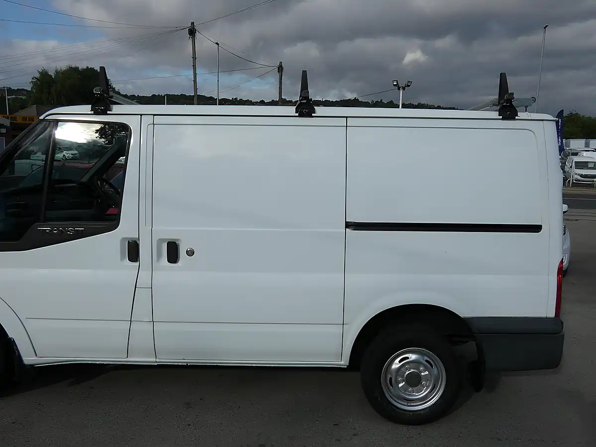 Used 2011 Ford Transit Low Roof Panel Van L1H1 Swb White - Interior and Exterior details 11