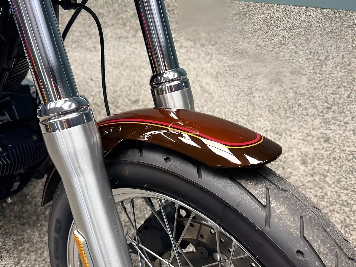 Used 2011 Harley-Davidson Dyna Fxdc Super Glide Custom Brown - Interior and Exterior details 11