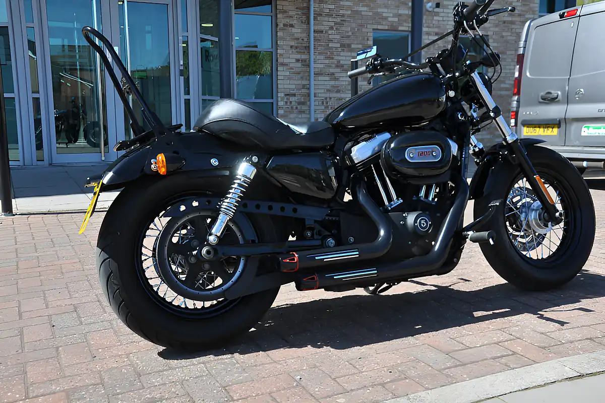 Used 2011 Harley-Davidson Sportster Forty Eight Black - Interior and Exterior details 6