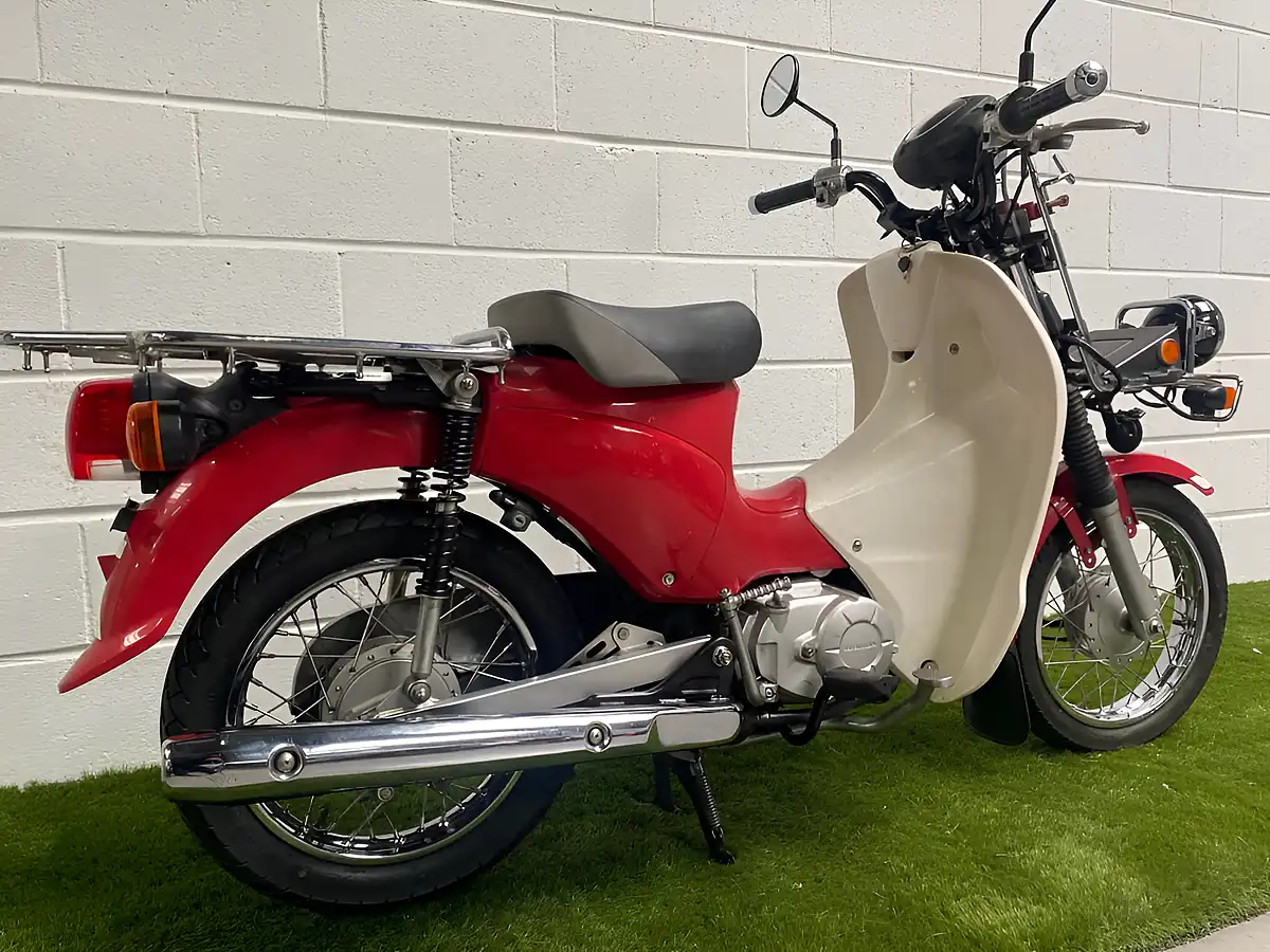 Used 2011 Honda C110 Pro-1 Red - Interior and Exterior details 7