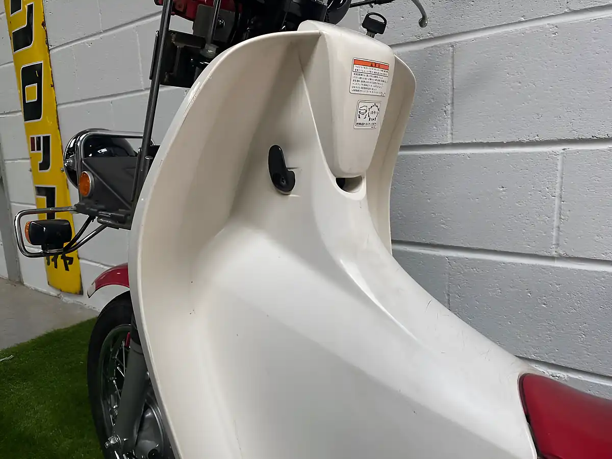 Used 2011 Honda C110 Pro Red - Interior and Exterior details 15