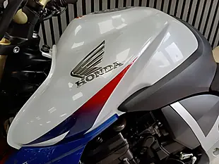 Used 2011 Honda CB1000R Tri Colour - Interior and Exterior details 10