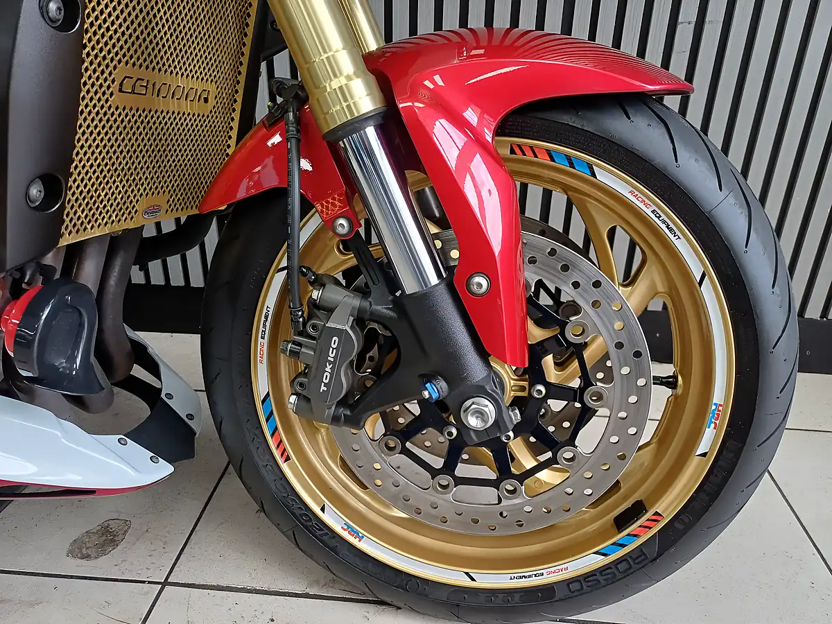 Used 2011 Honda CB1000R Tri Colour - Interior and Exterior details 19