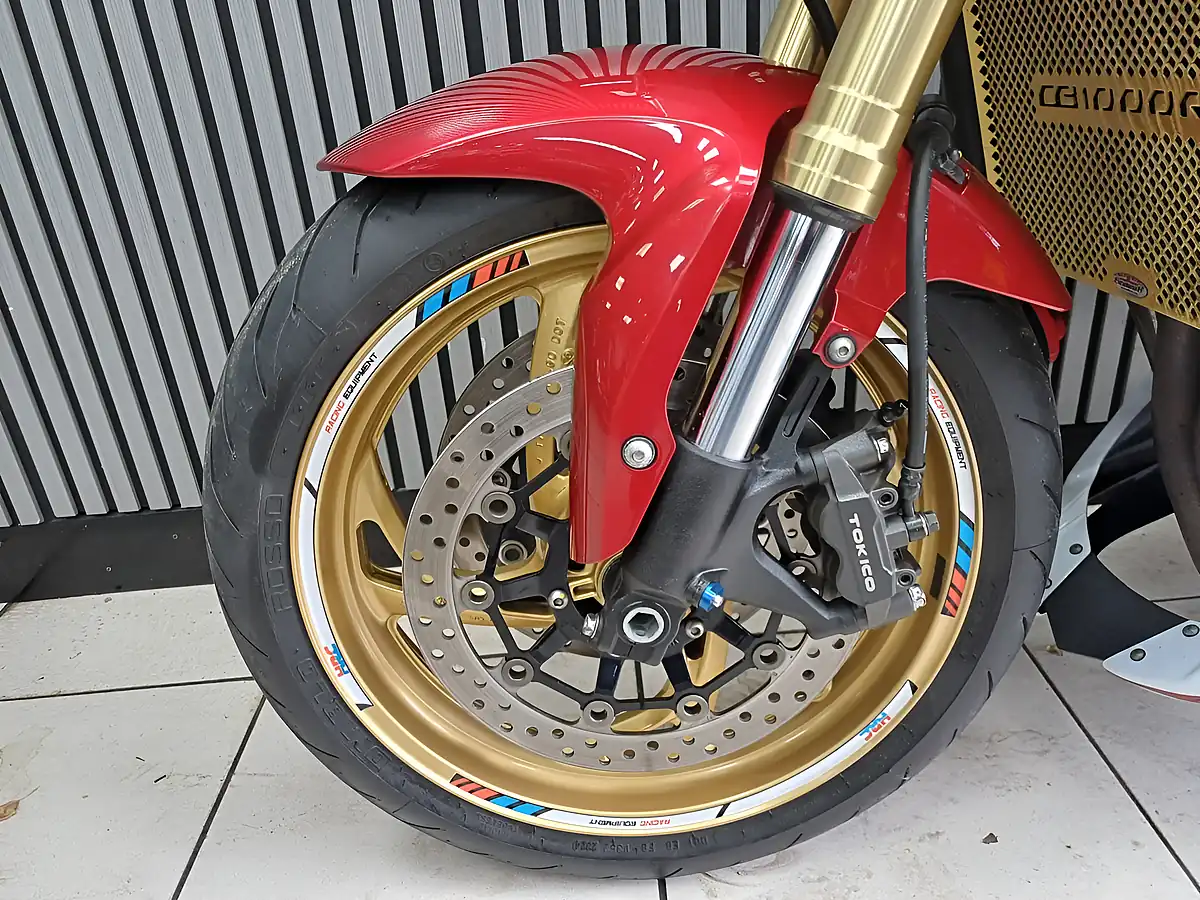 Used 2011 Honda CB1000R Tri Colour - Interior and Exterior details 20