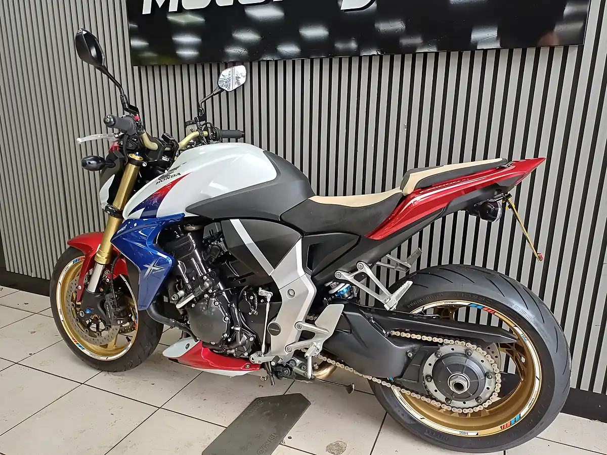 Used 2011 Honda CB1000R Tri Colour - Interior and Exterior details 3