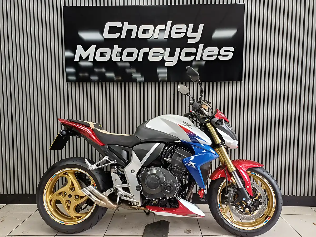 Used 2011 Honda CB1000R Tri Colour - Interior and Exterior details 8