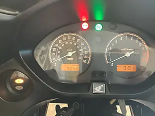 Used 2011 Honda Cbf - Interior and Exterior details 3