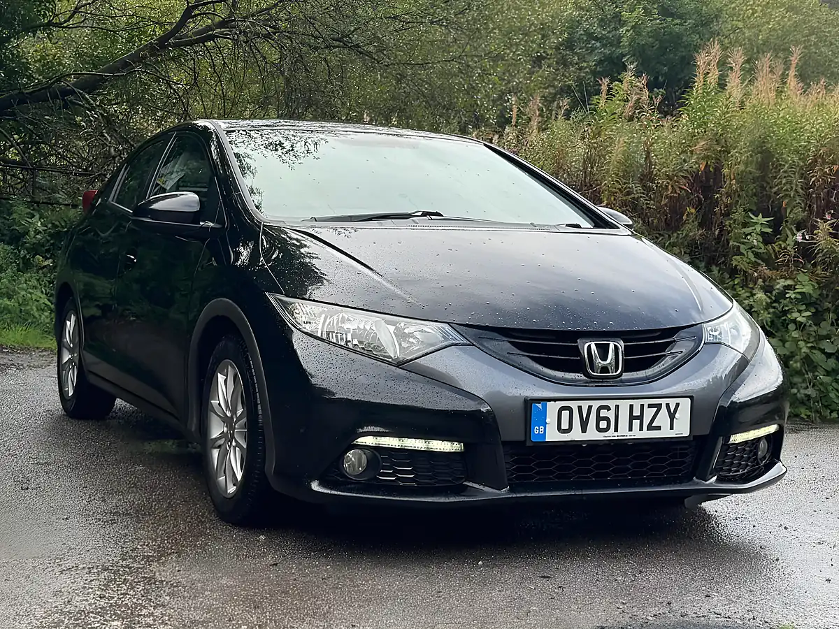 Used 2011 Honda Civic Es Black - Interior and Exterior details 8