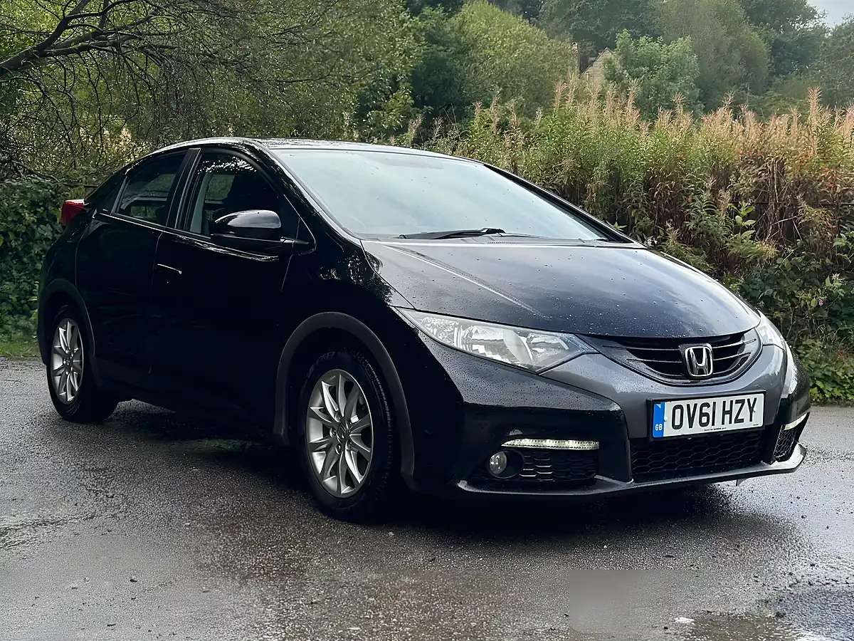 Used 2011 Honda Civic Es Black - Interior and Exterior details 9