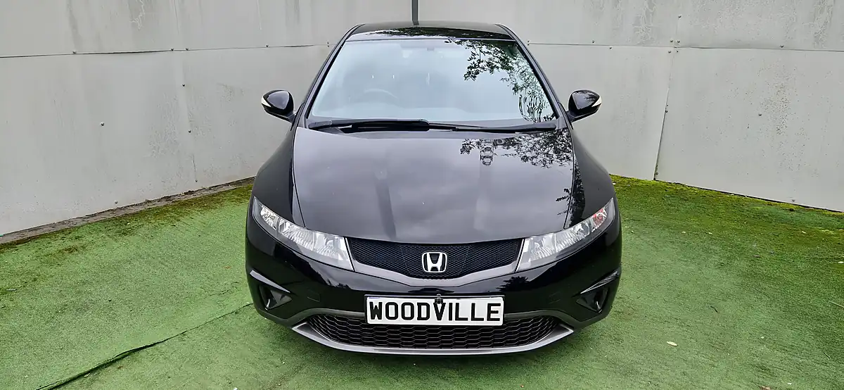 Used 2011 Honda Civic Se Black - Interior and Exterior details 2
