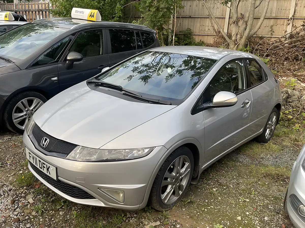 Used 2011 Honda Civic Si Silver - Interior and Exterior details 3