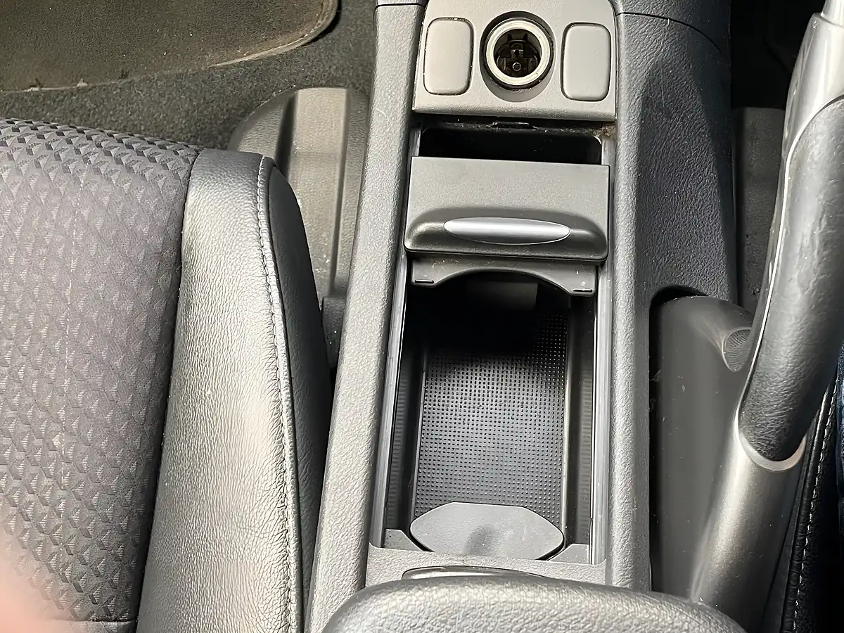 Used 2011 Honda Civic Si Silver - Interior and Exterior details 9