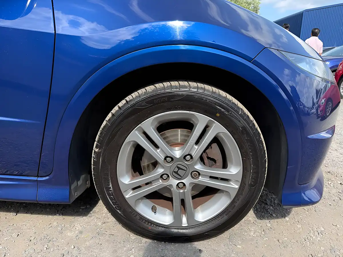 Used 2011 Honda Civic Type S Blue - Interior and Exterior details 18