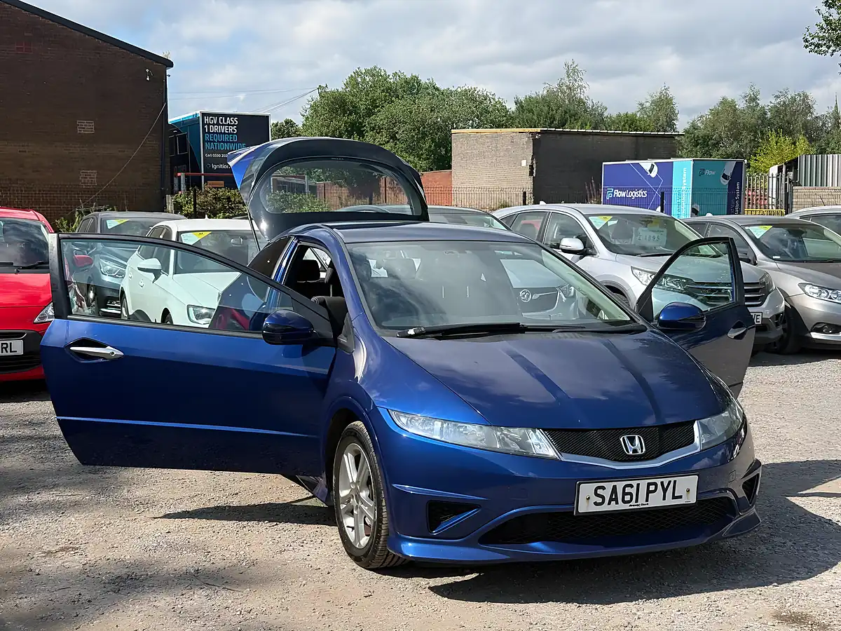 Used 2011 Honda Civic Type S Blue - Interior and Exterior details 19