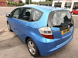 Used 2011 Honda Jazz Es - Interior and Exterior details 5
