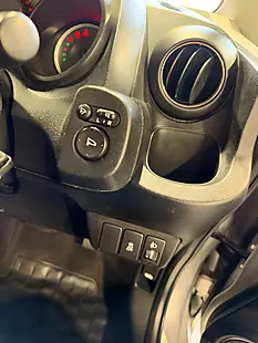Used 2011 Honda Jazz Es Silver - Interior and Exterior details 16