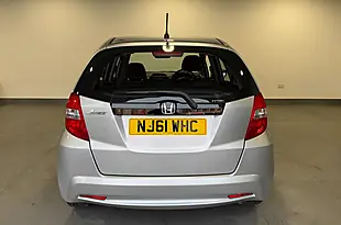 Used 2011 Honda Jazz Es Silver - Interior and Exterior details 4
