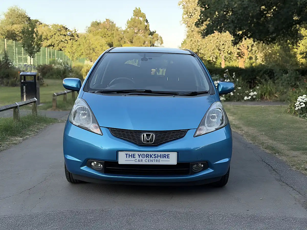 Used 2011 Honda Jazz Ex Blue - Interior and Exterior details 2