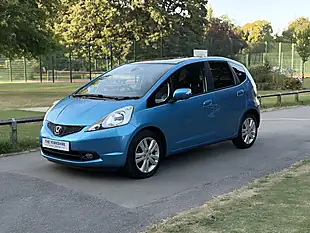 Used 2011 Honda Jazz Ex Blue - Interior and Exterior details 3
