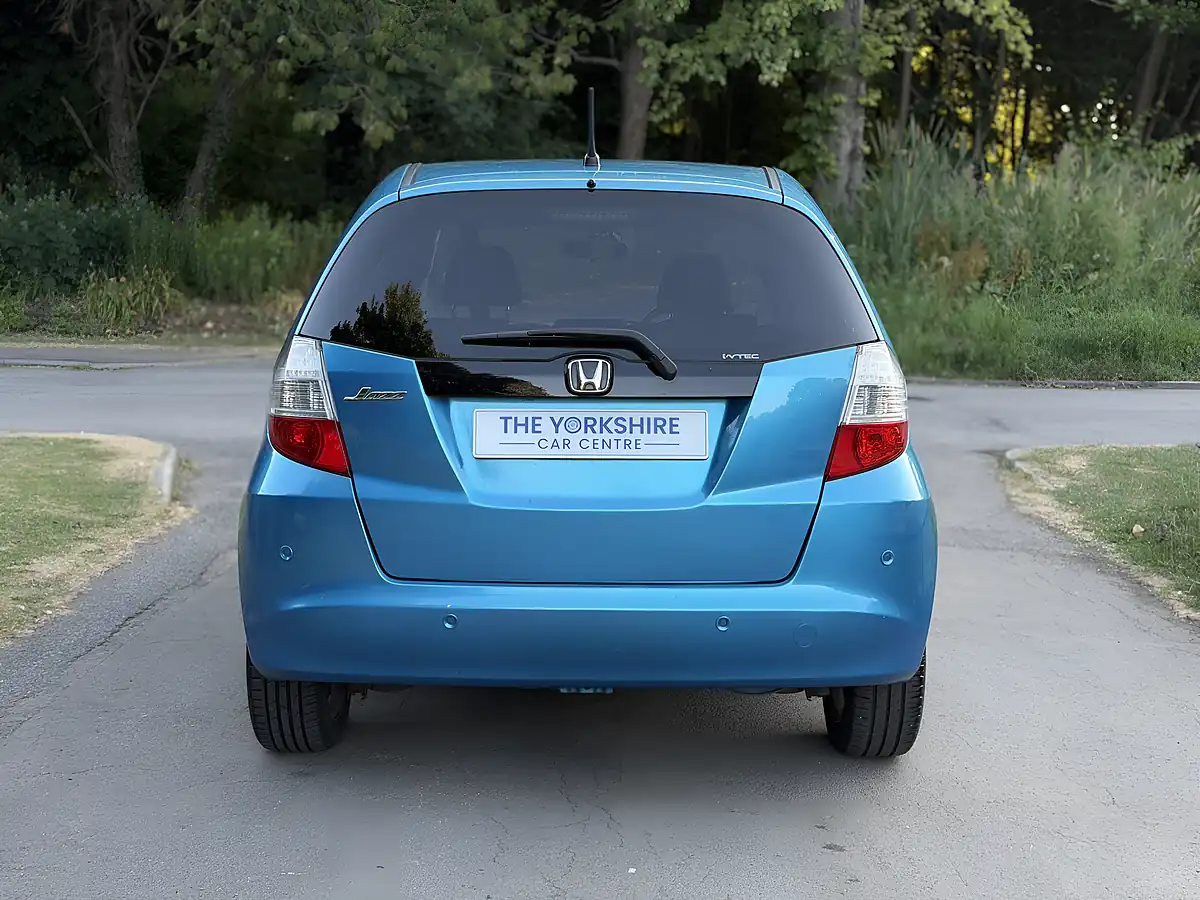 Used 2011 Honda Jazz Ex Blue - Interior and Exterior details 9