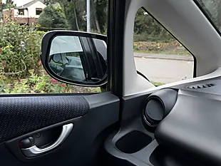Used 2011 Honda Jazz Ex Grey - Interior and Exterior details 17