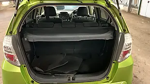 Used 2011 Honda Jazz He Green - Interior and Exterior details 5