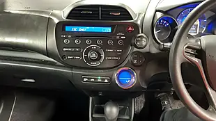 Used 2011 Honda Jazz He Green - Interior and Exterior details 9