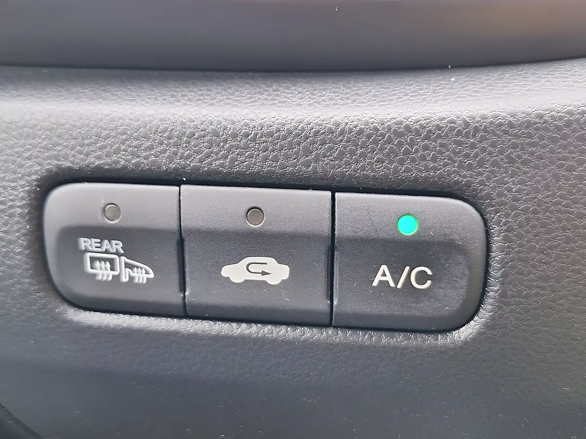 Used 2011 Honda Jazz S Brown - Interior and Exterior details 17