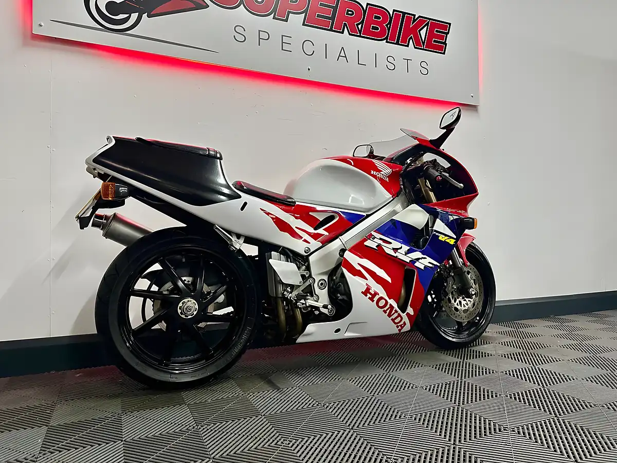Used 2011 Honda RVF400 Other - Interior and Exterior details 4